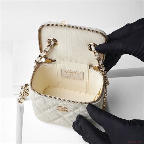 chanel vanity bag size|Chanel vanity bag with handle.